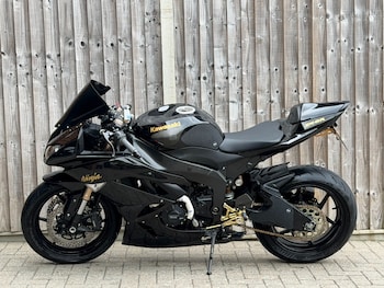 Used Kawasaki Ninja 2011 for sale - bike-78555428: Photo