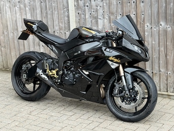 Used Kawasaki Ninja 2011 for sale - bike-78555428: Photo