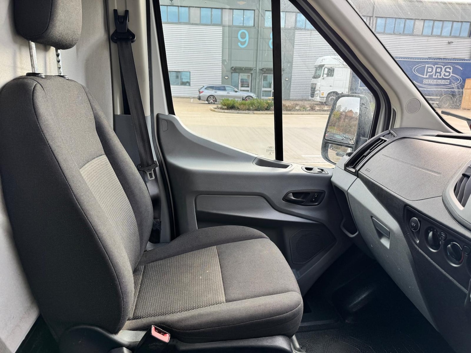 Used Ford Transit 2018 for sale - 77260813: Photo 12