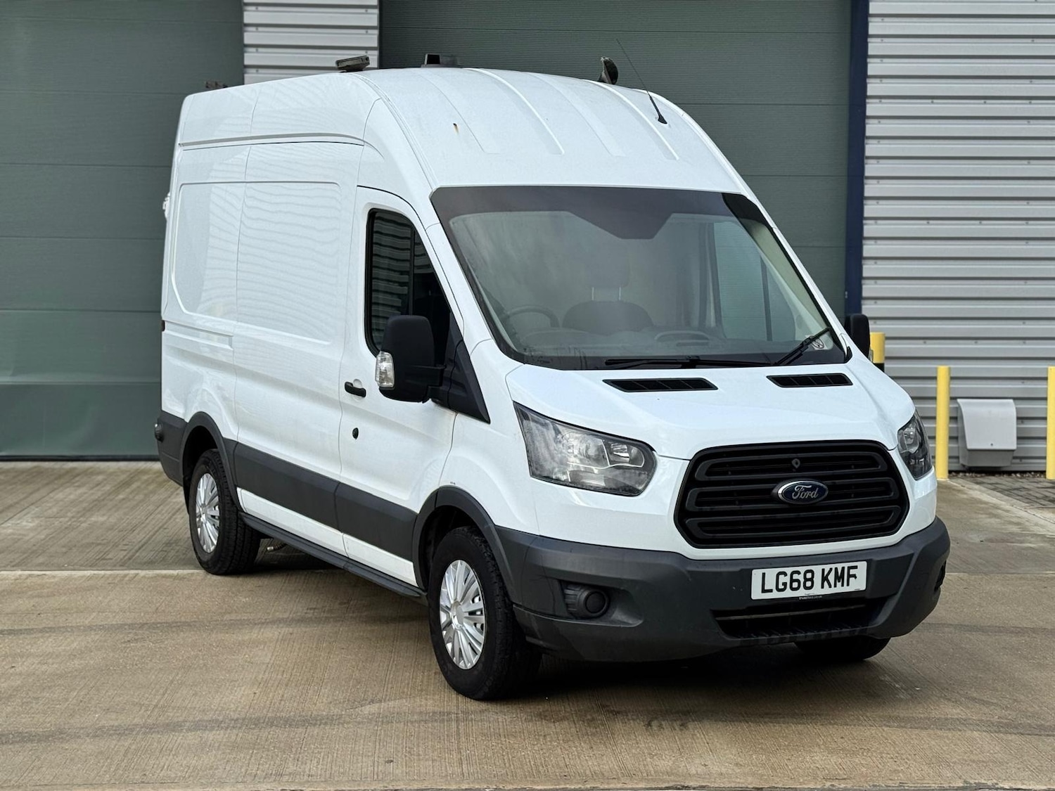 Used Ford Transit 2018 for sale - 77260813: Photo 4