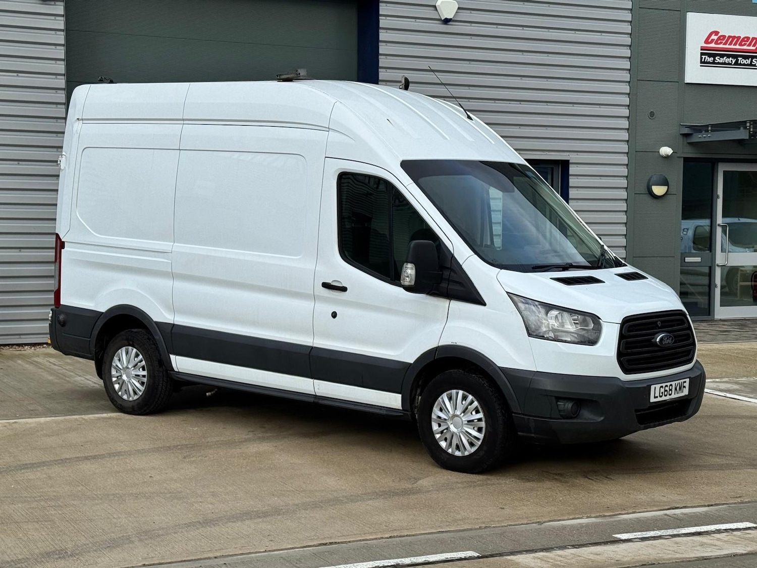 Used Ford Transit 2018 for sale - 77260813: Photo 5