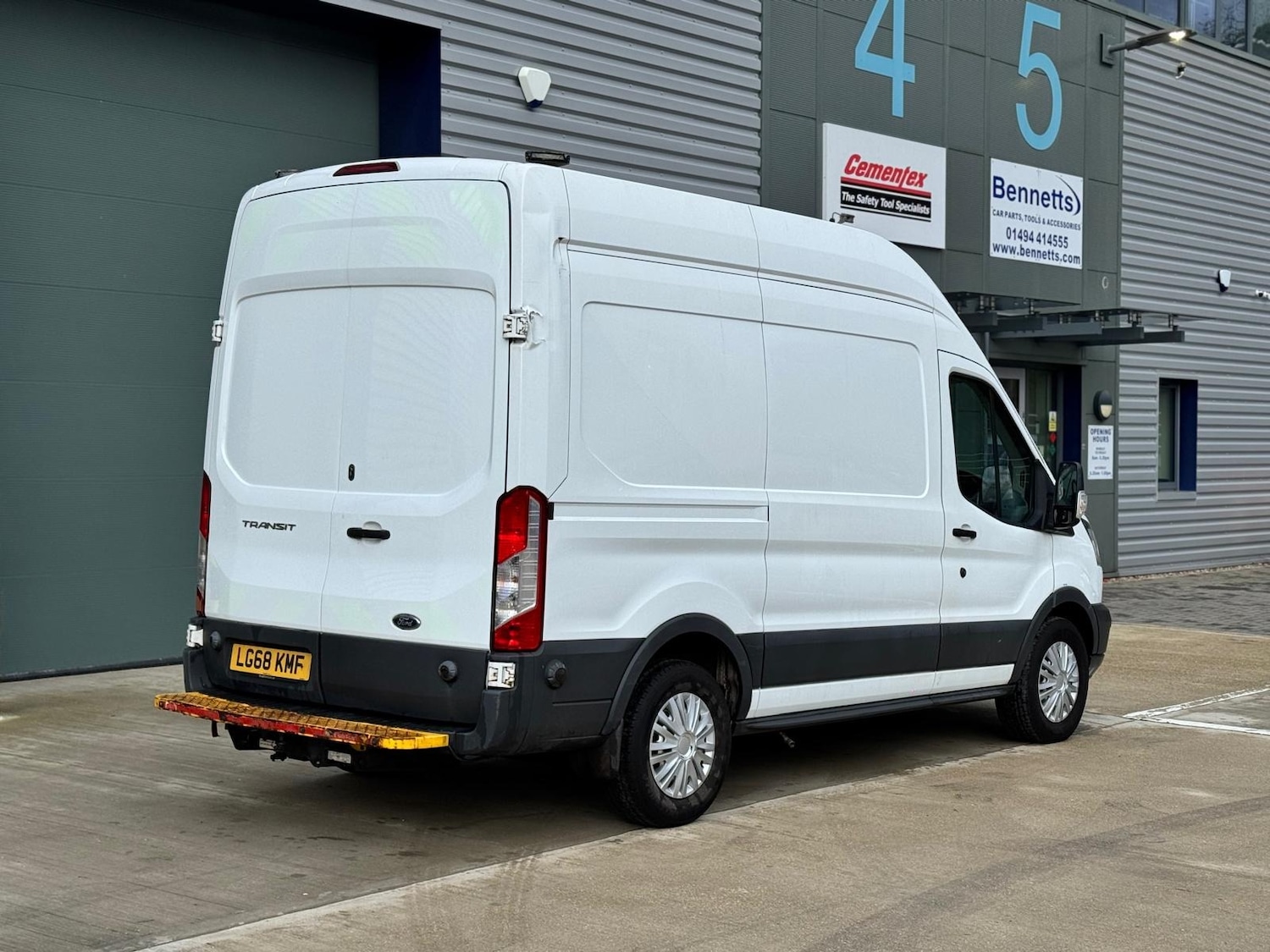 Used Ford Transit 2018 for sale - 77260813: Photo 9