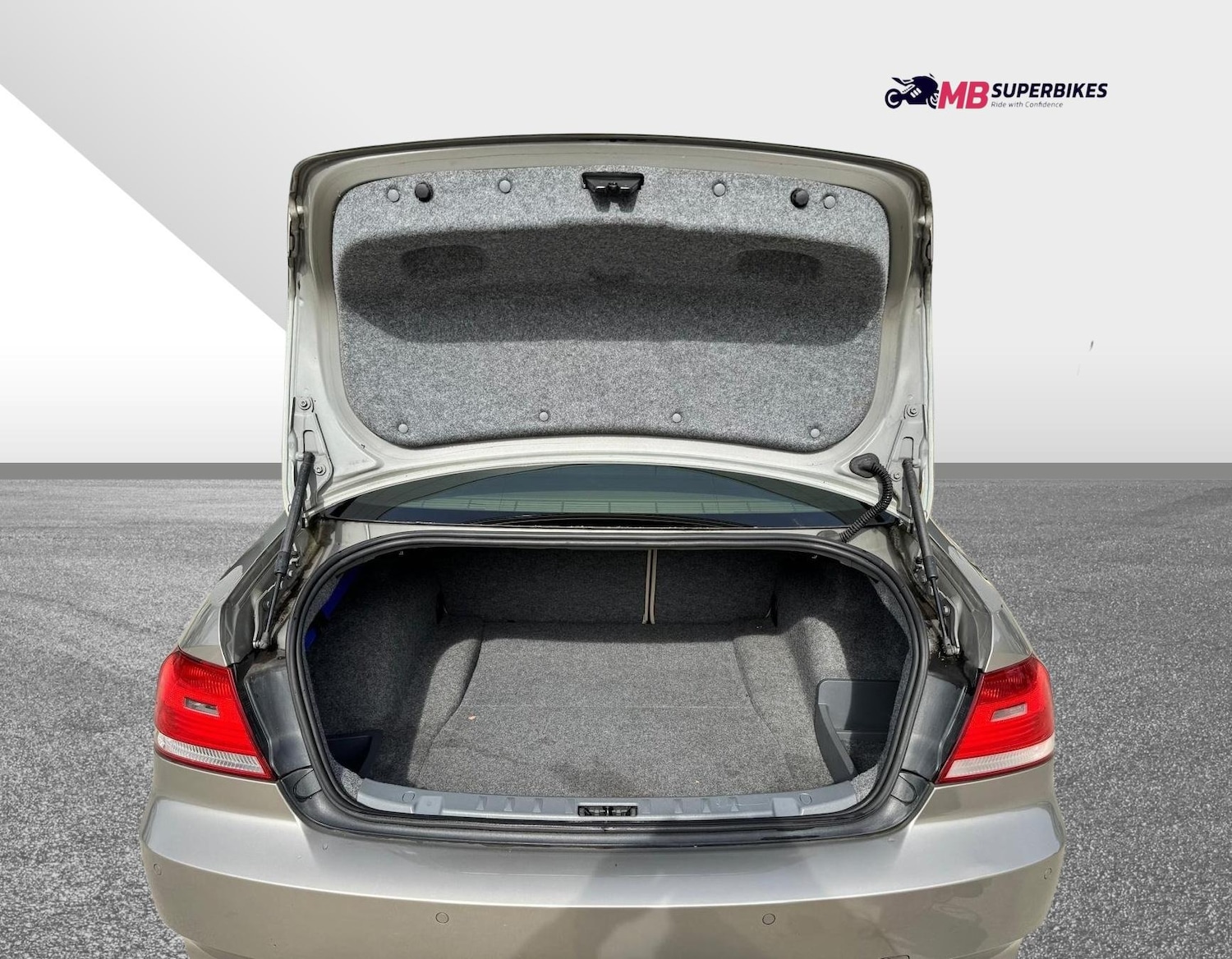 Used BMW 3 Series 2007 for sale - 77963220: Photo 11