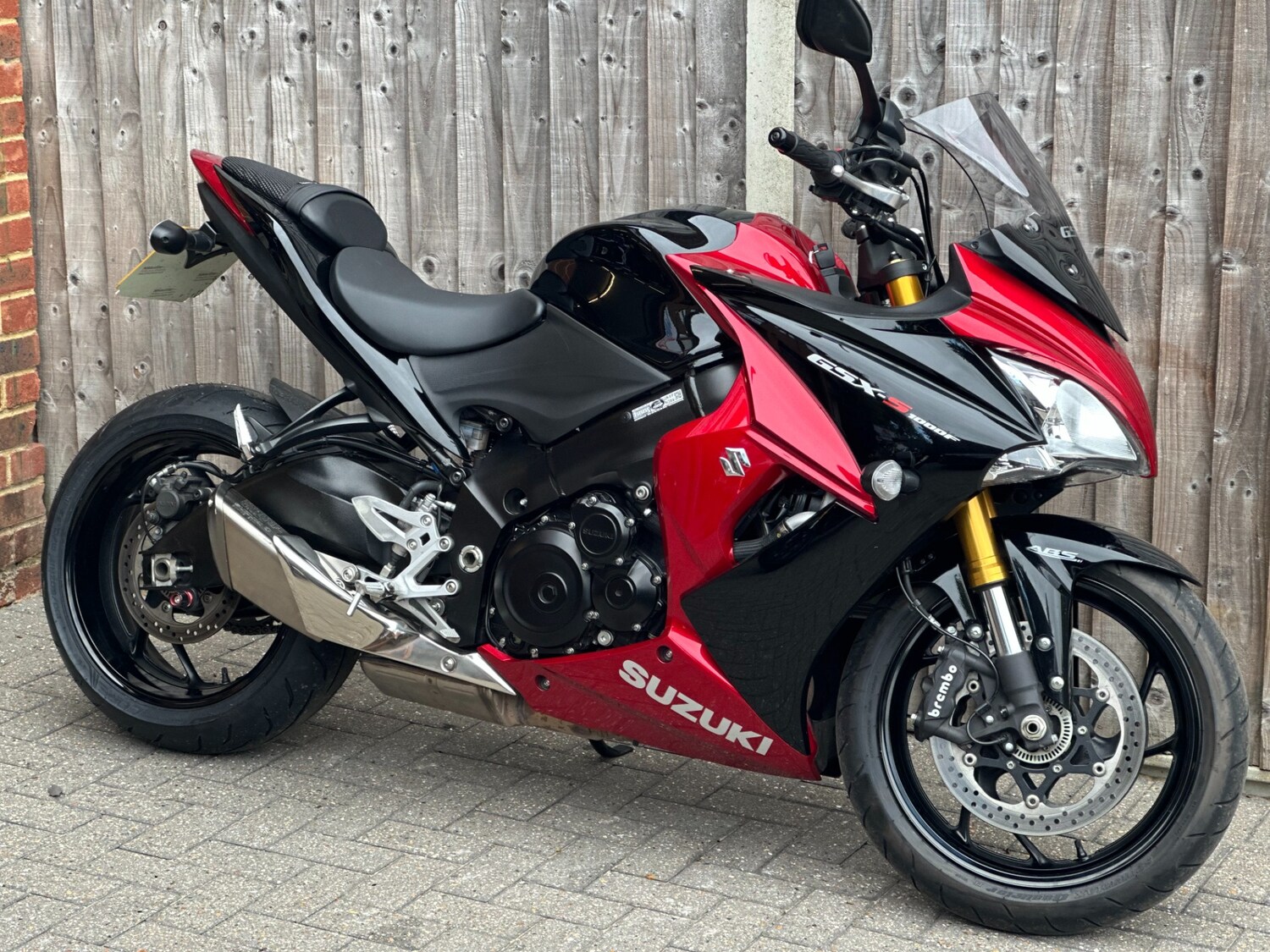 Suzuki GSX-S