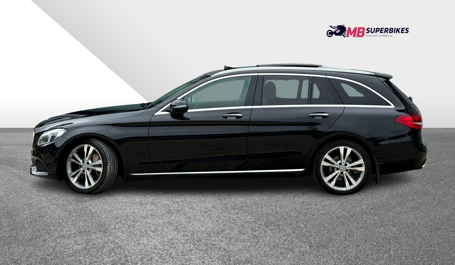 Used Mercedes-Benz C Class 2015 for sale - 77997380: Photo 11