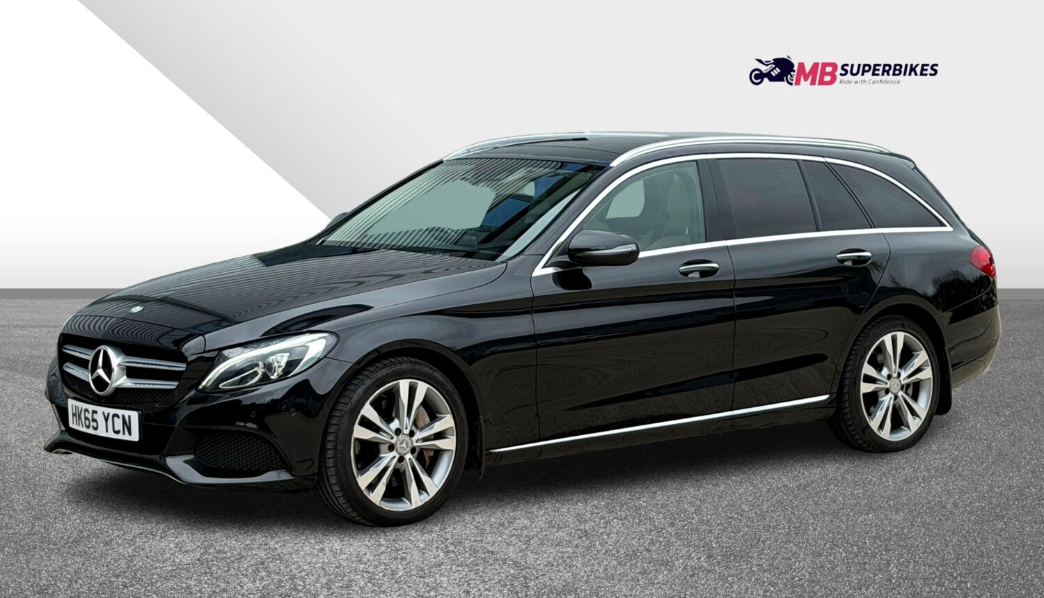 Used Mercedes-Benz C Class 2015 for sale - 77997380: Photo 4