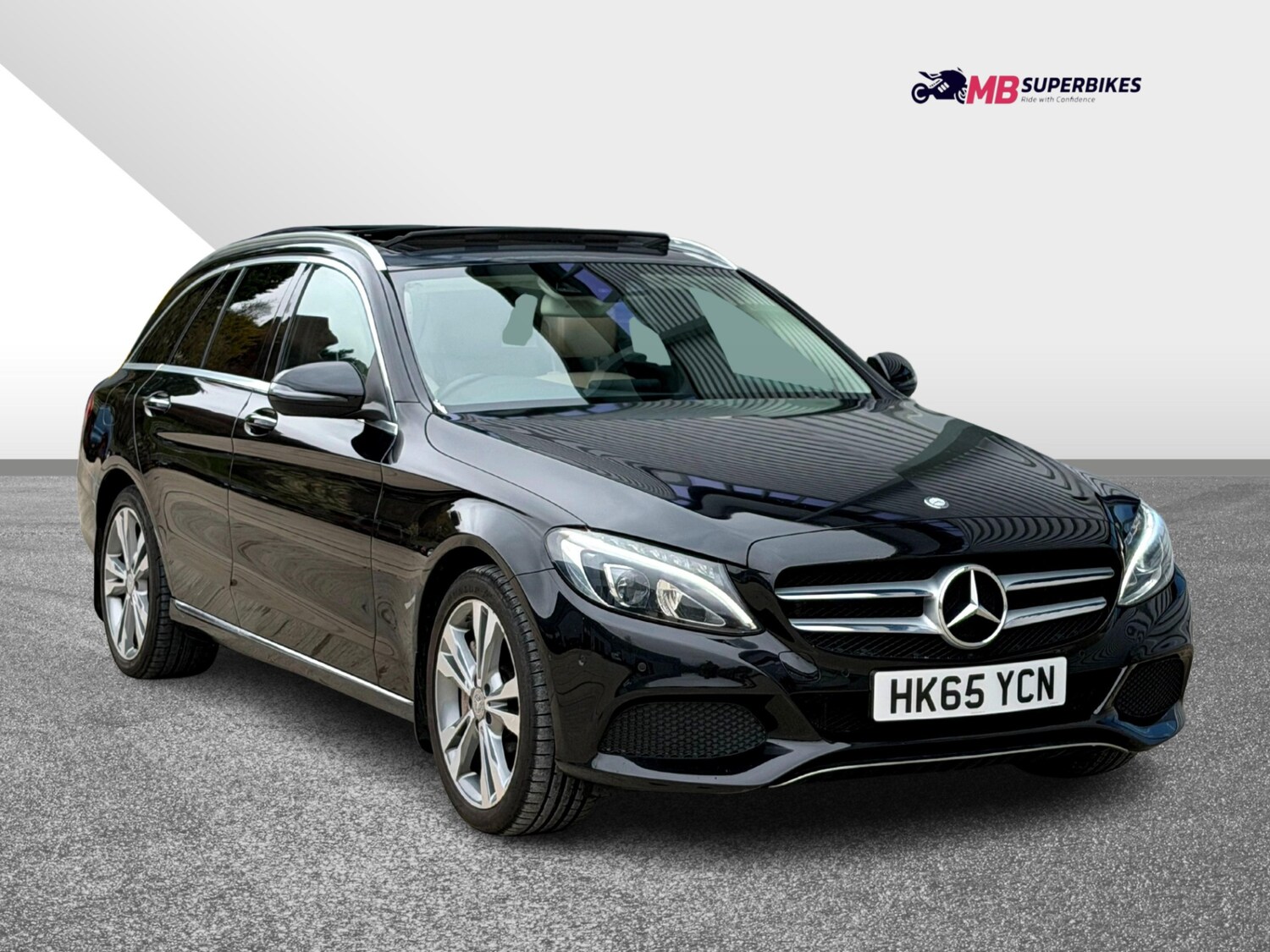 Used Mercedes-Benz C Class 2015 for sale - 77997380: Photo 5