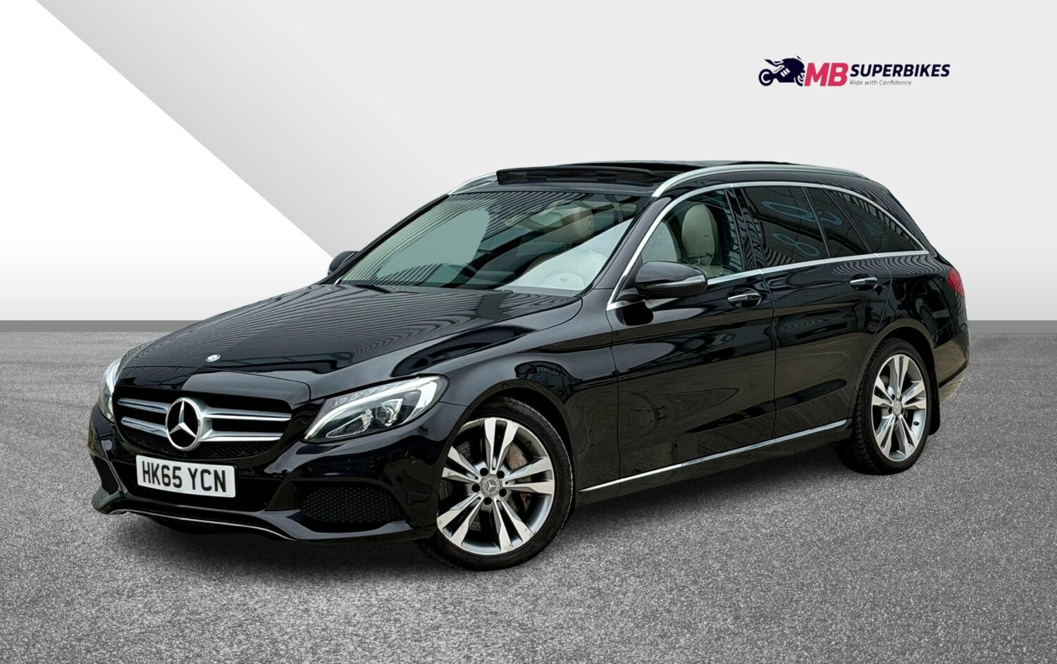 Used Mercedes-Benz C Class 2015 for sale - 77997380: Photo 8