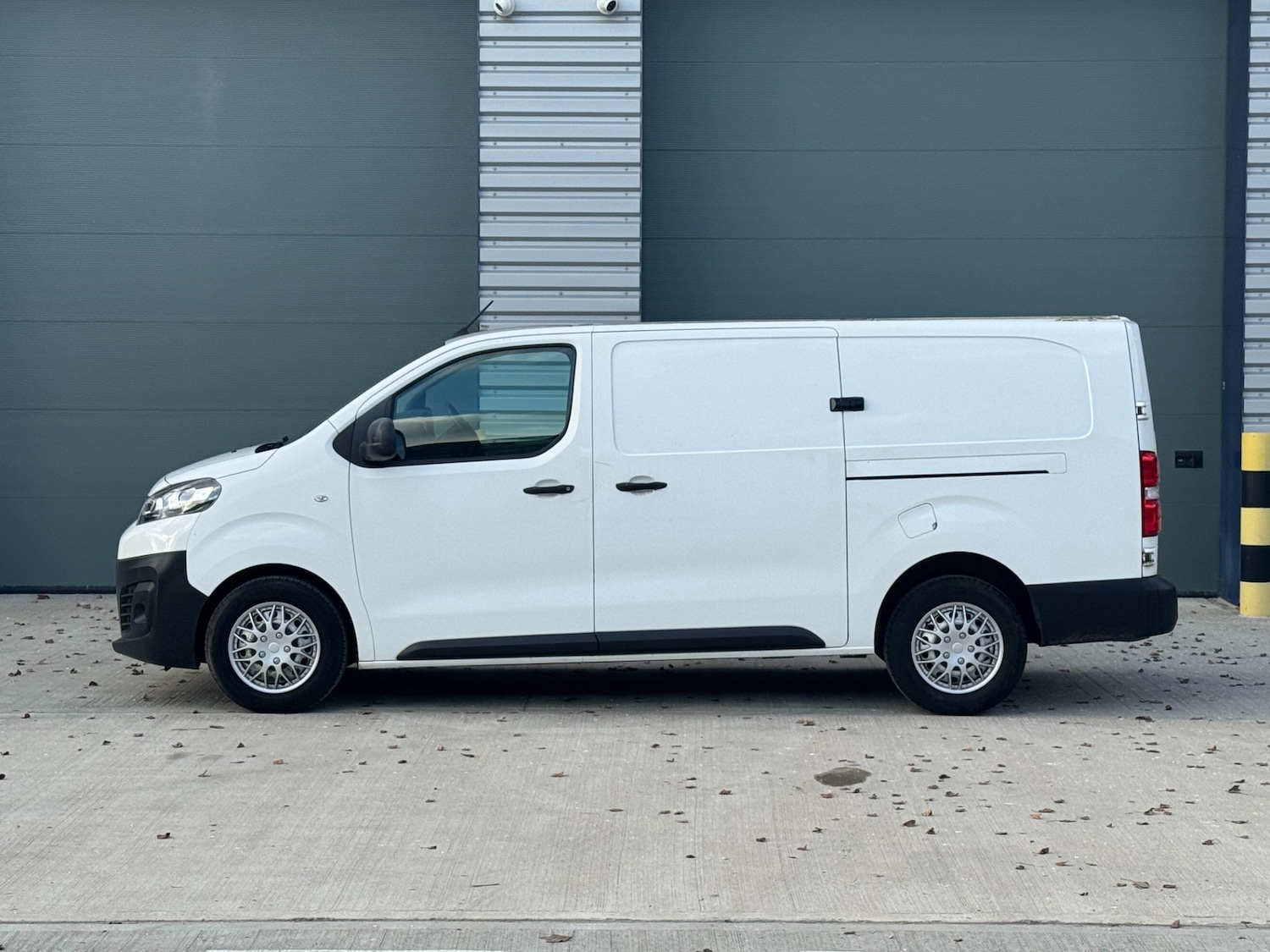 Used Citroen Dispatch 2019 for sale - 76602767: Photo 7