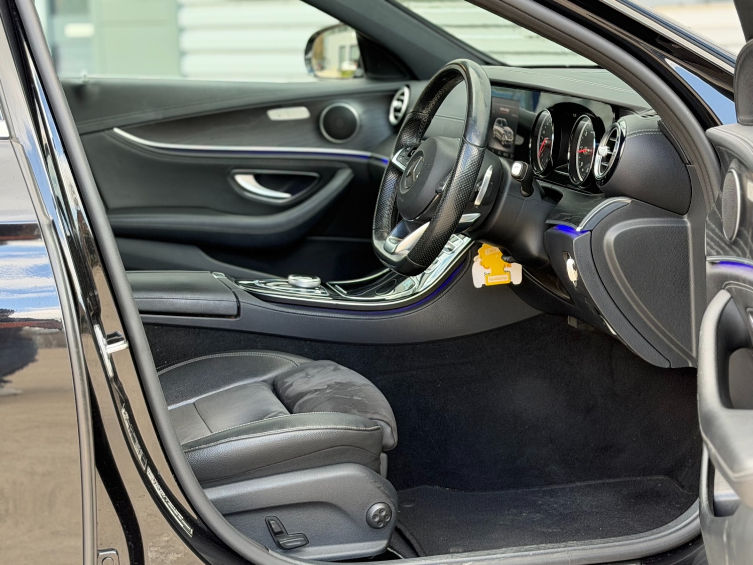 Used Mercedes-Benz E Class 2017 for sale - 77833548: Photo 16