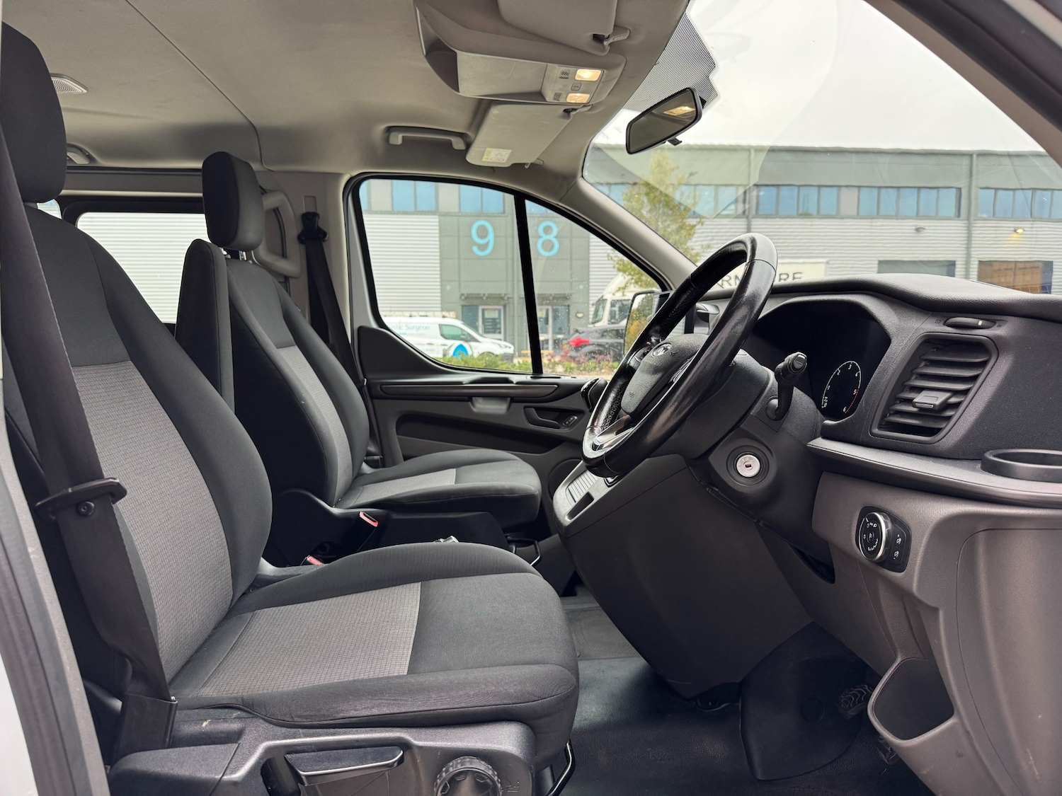 Used Ford Tourneo Custom 2018 for sale - 76288520: Photo 10