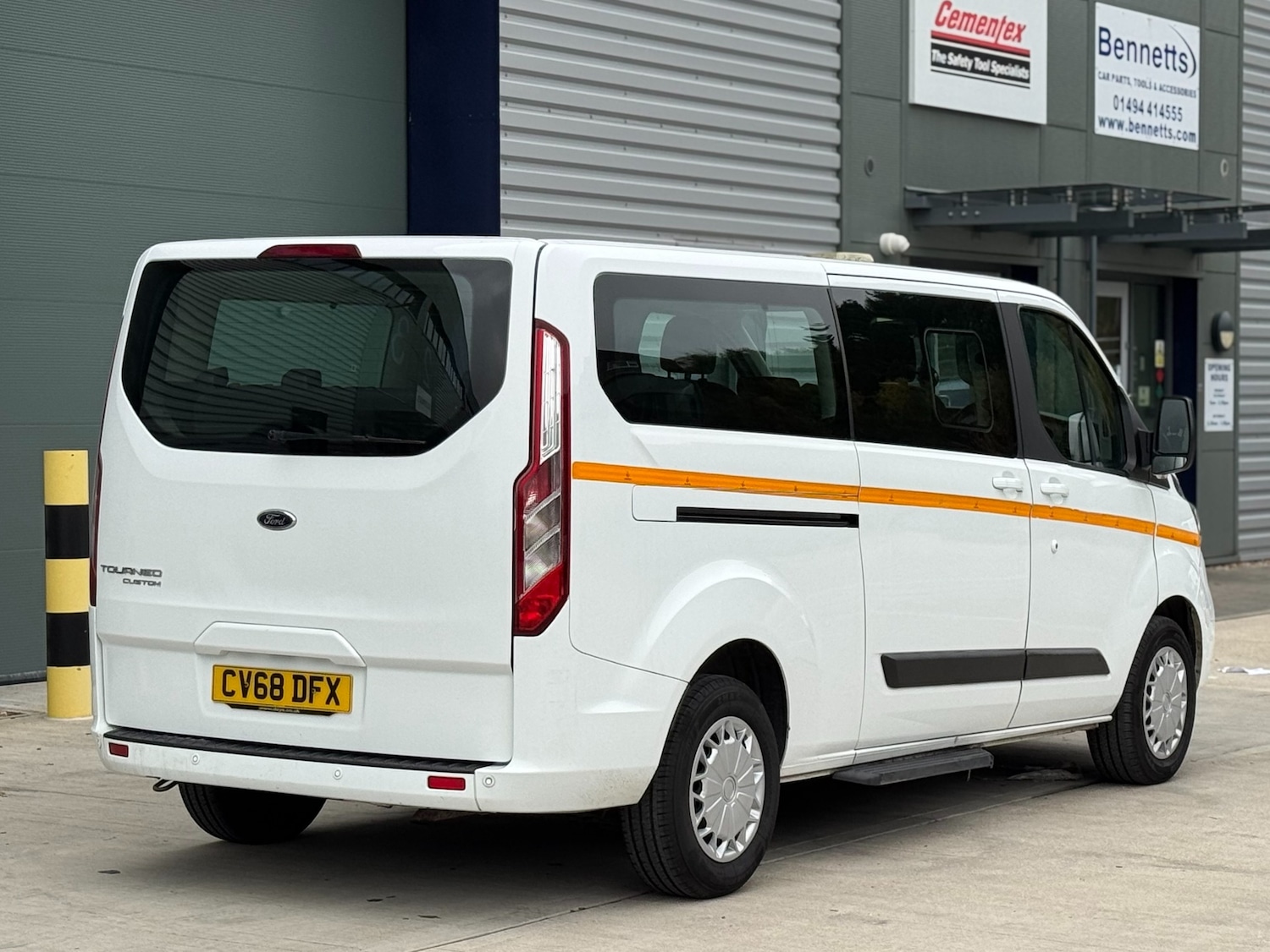 Used Ford Tourneo Custom 2018 for sale - 76288520: Photo 9