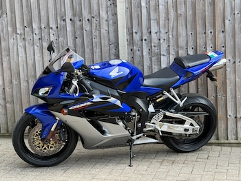 Used Honda CBR 2005 for sale - bike-78387658: Photo