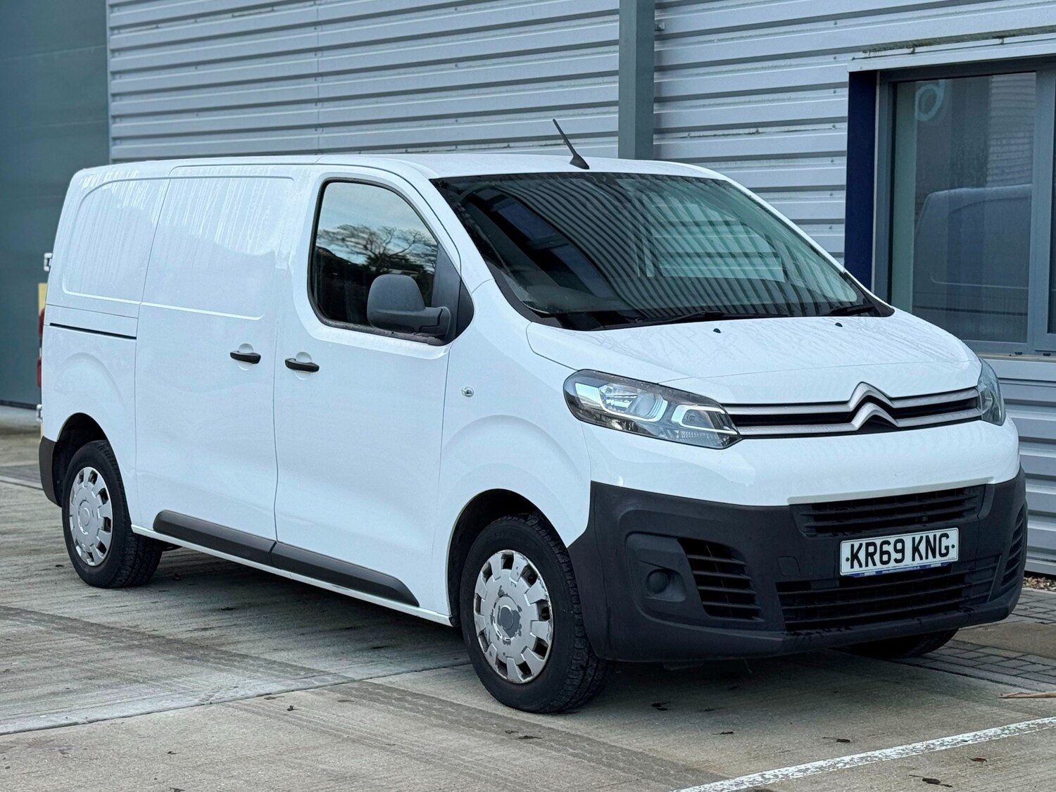 Used Citroen Dispatch 2019 for sale - 77001693: Photo 2