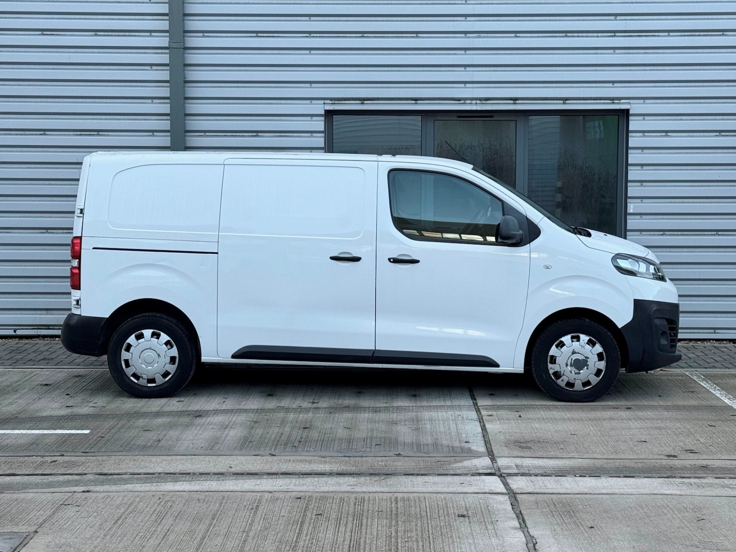 Used Citroen Dispatch 2019 for sale - 77001693: Photo 6
