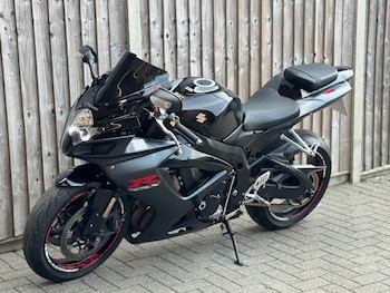 Used Suzuki GSX-R 2008 for sale - bike-75948322: Photo