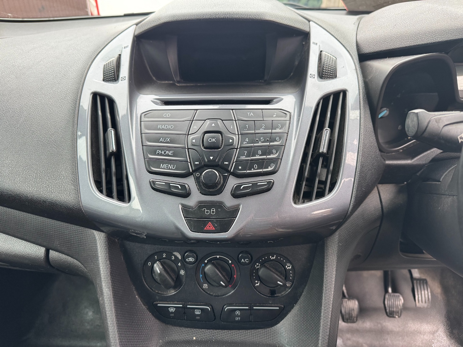 Used Ford Transit Connect 2018 for sale - 77168353: Photo 10