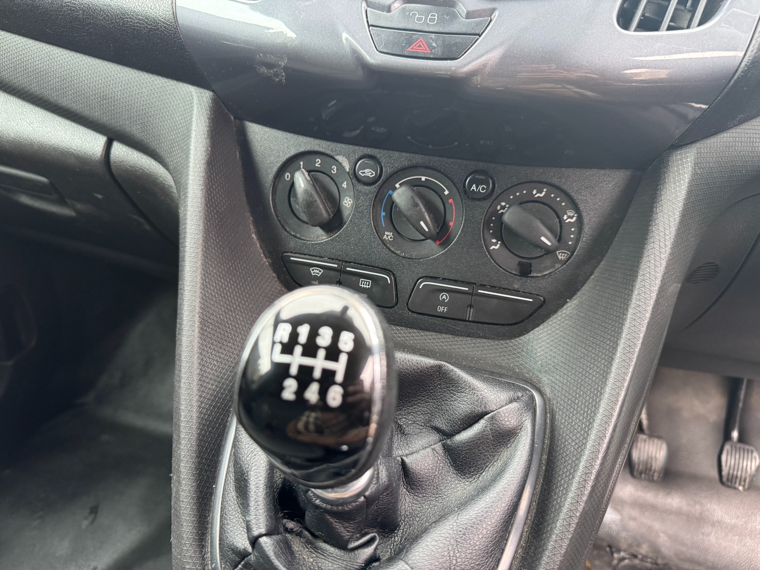 Used Ford Transit Connect 2018 for sale - 77168353: Photo 12