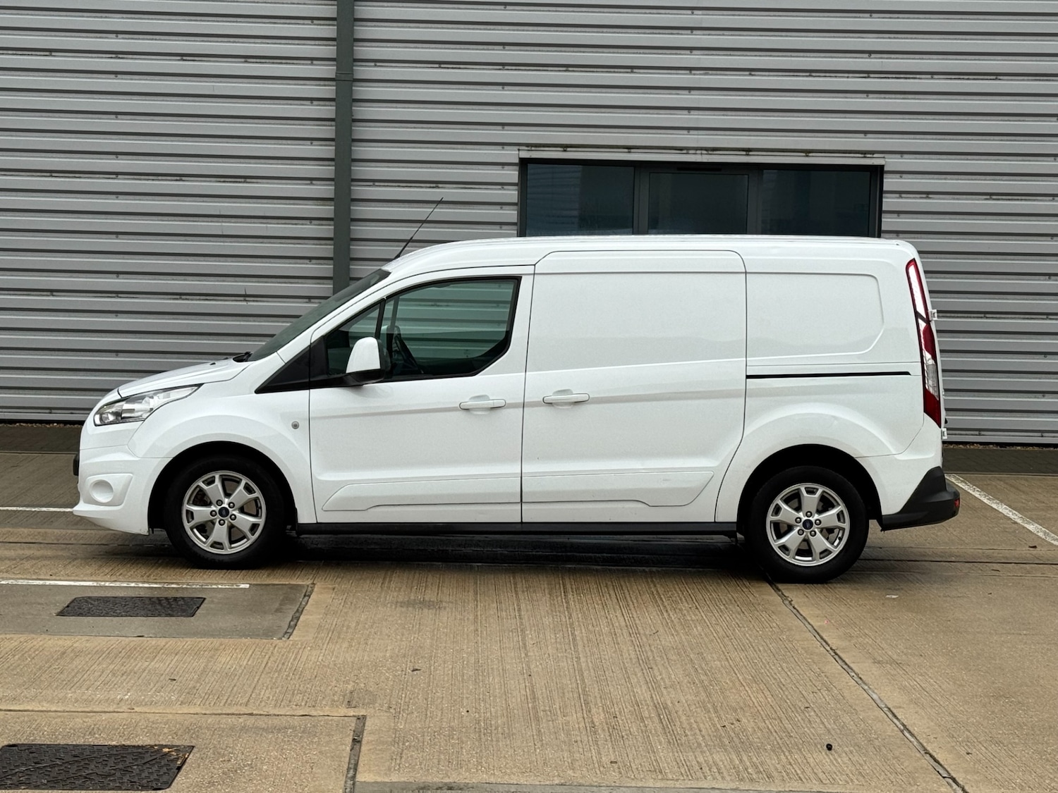 Used Ford Transit Connect 2018 for sale - 77168353: Photo 6