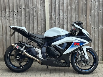 Used Suzuki GSX-R 2011 for sale - bike-76612601: Photo