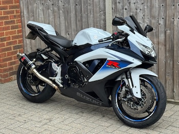 Used Suzuki GSX-R 2011 for sale - bike-76612601: Photo