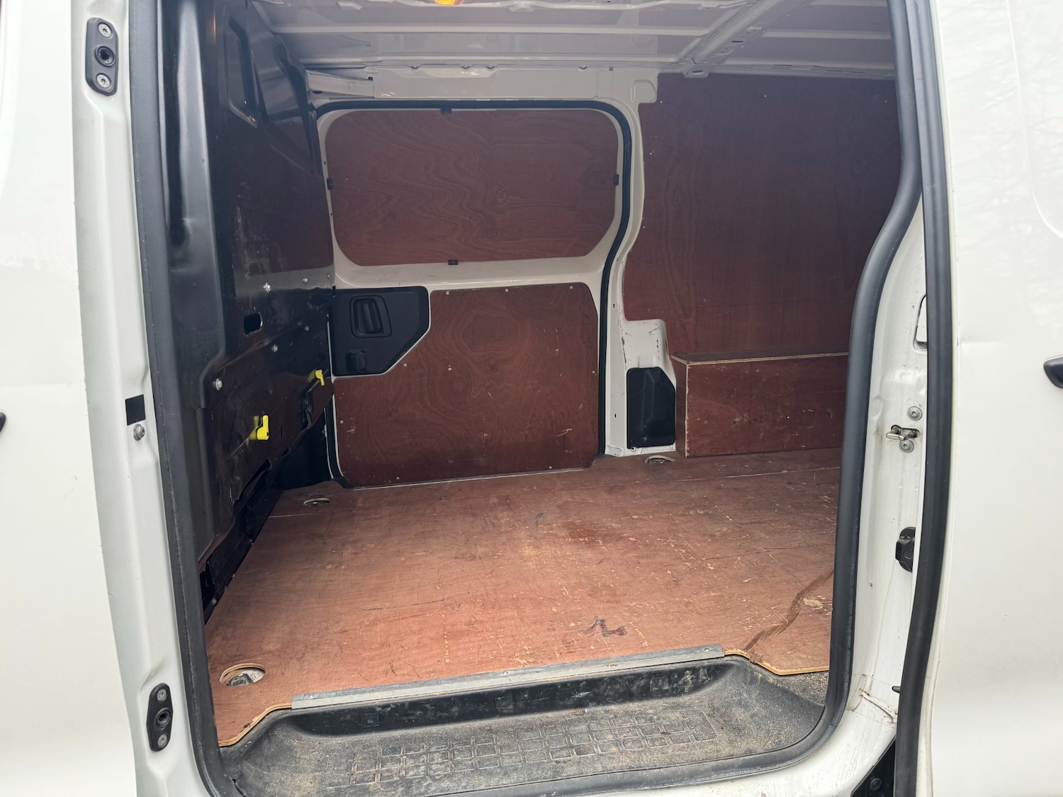 Used Peugeot Expert 2022 for sale - 77640506: Photo 17