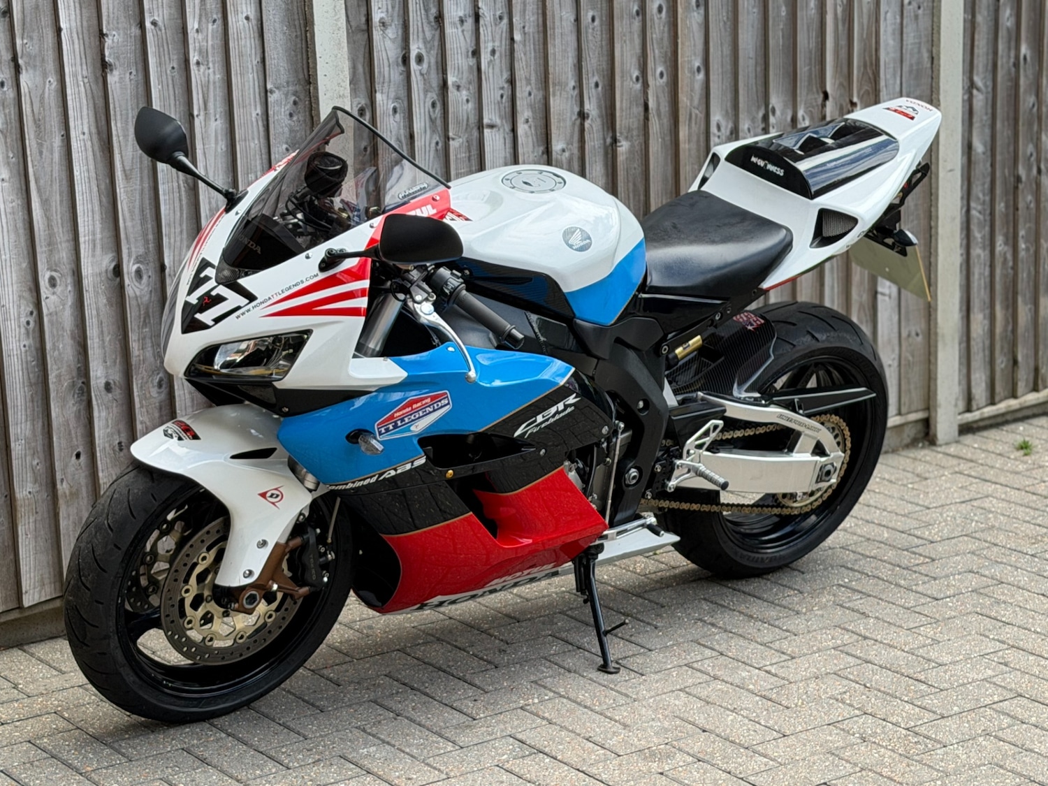 Used Honda CBR 2006 for sale - 78815536: Photo 4