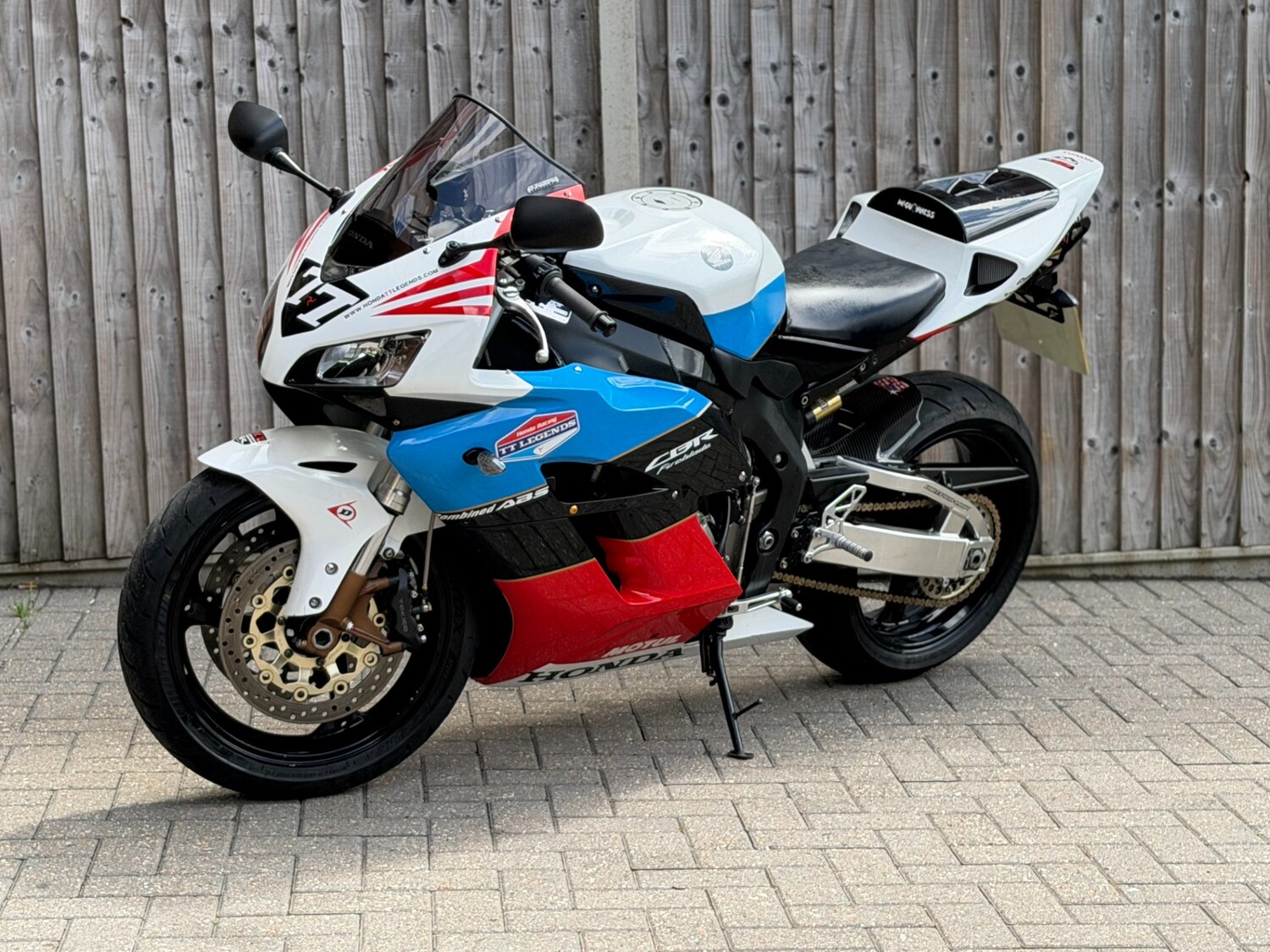 Used Honda CBR 2006 for sale - 78815536: Photo 9