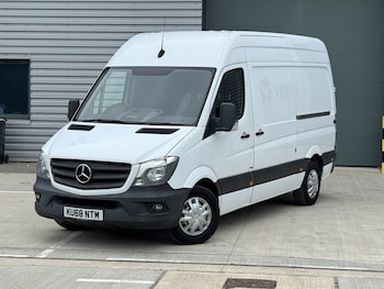 Used Mercedes-Benz Sprinter 2018 for sale - 76077829: Photo