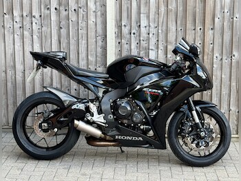 Used Honda CBR 2017 for sale - bike-78914714: Photo
