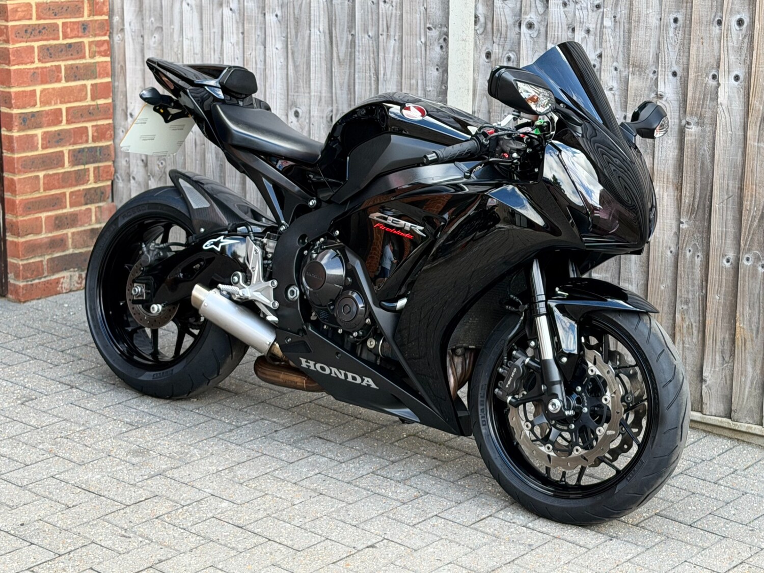 Used Honda CBR 2017 for sale - 78914714: Photo 3