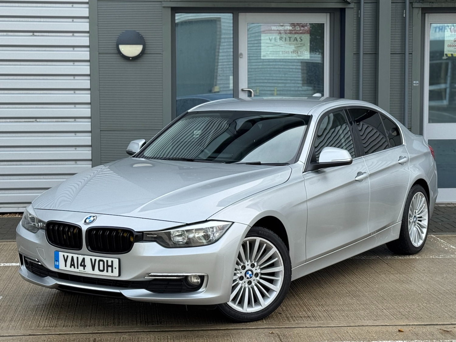 Used BMW 3 Series 2014 for sale - 76329750: Photo 1
