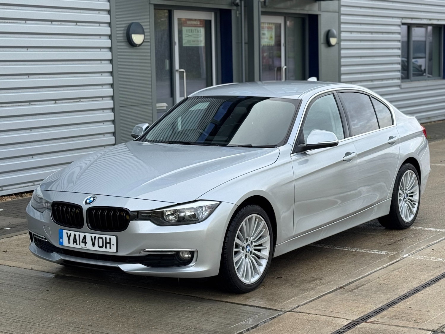 Used BMW 3 Series 2014 for sale - 76329750: Photo 4