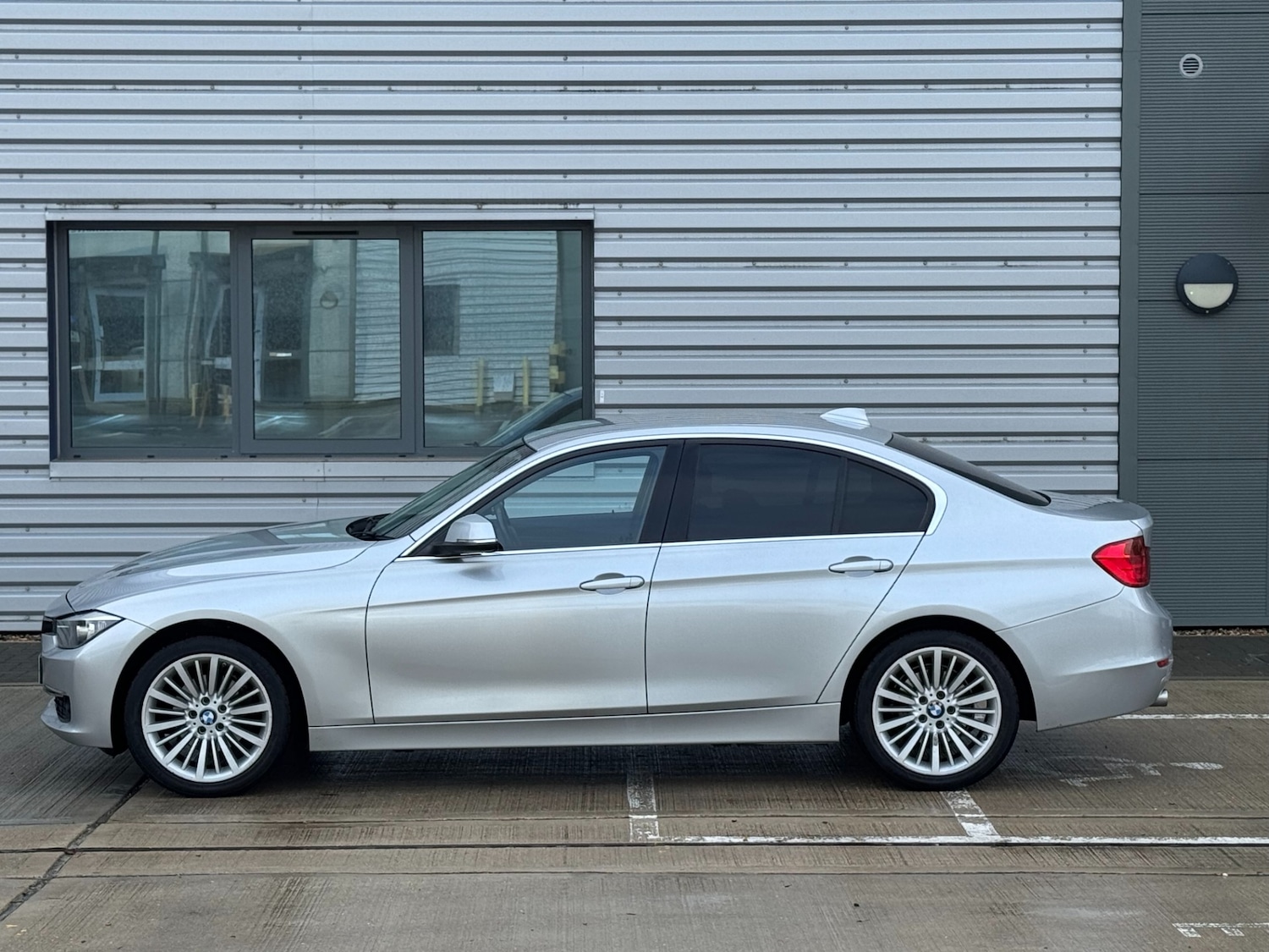 Used BMW 3 Series 2014 for sale - 76329750: Photo 7