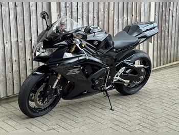 Used Suzuki GSX-R 2009 for sale - bike-78065591: Photo