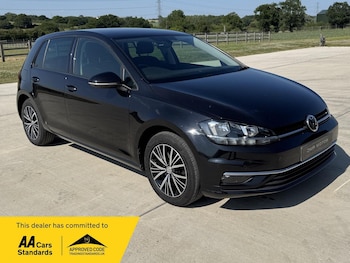 Used Volkswagen Golf 2017 for sale - 77387349: Photo