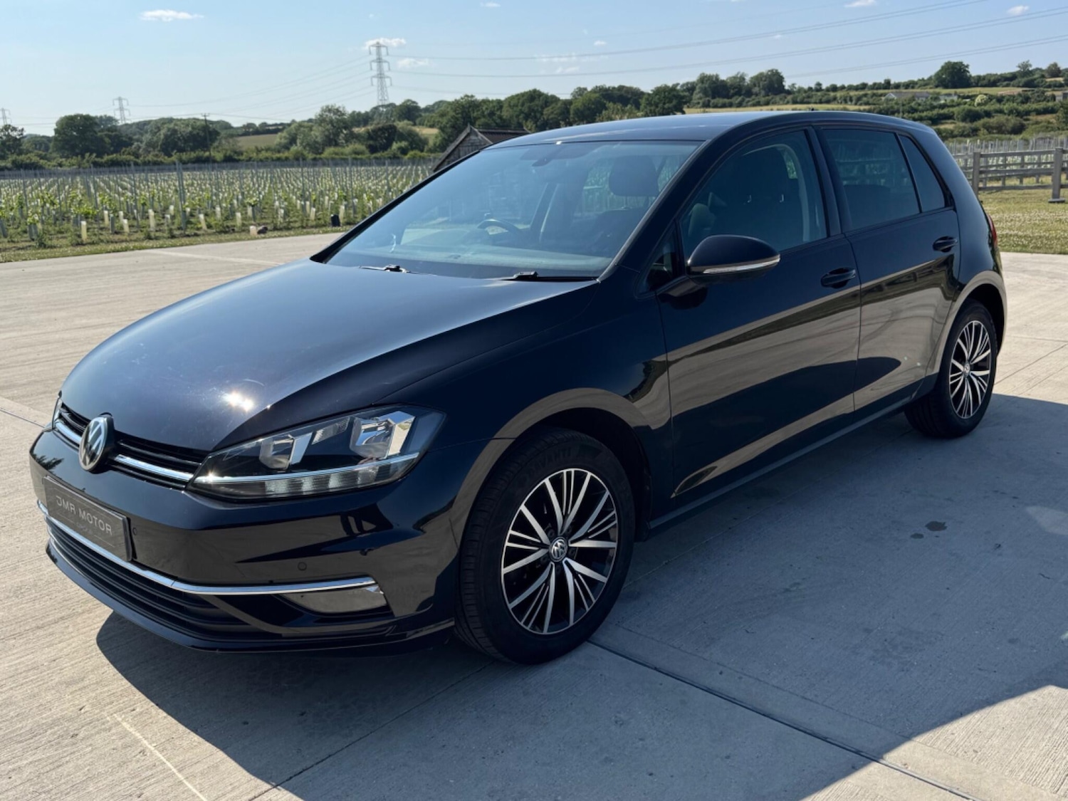 Used Volkswagen Golf 2017 for sale - 77387349: Photo 3