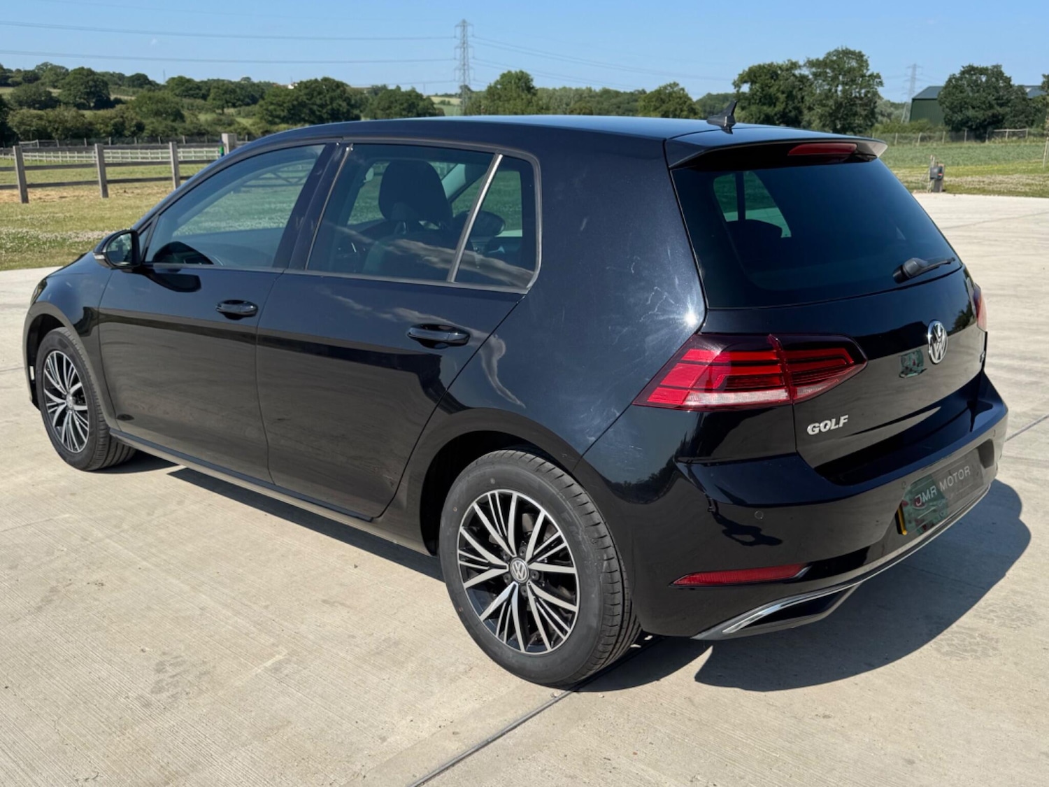 Used Volkswagen Golf 2017 for sale - 77387349: Photo 8