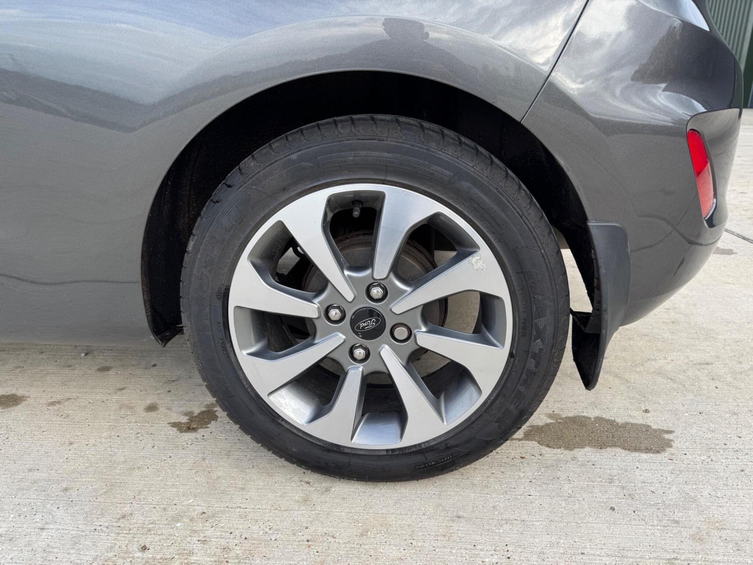 Used Ford Fiesta 2018 for sale - 76360348: Photo 15