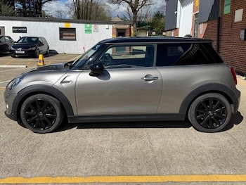 Used MINI Hatch 2018 for sale - 78339729: Photo