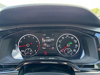 Used Volkswagen Polo 2019 for sale - 78334710: Photo