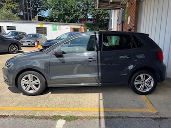 Used Volkswagen Polo 2017 for sale - 78947138: Photo