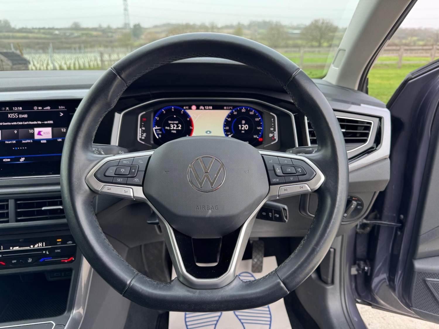 Used Volkswagen Polo 2022 for sale - 77330734: Photo 28