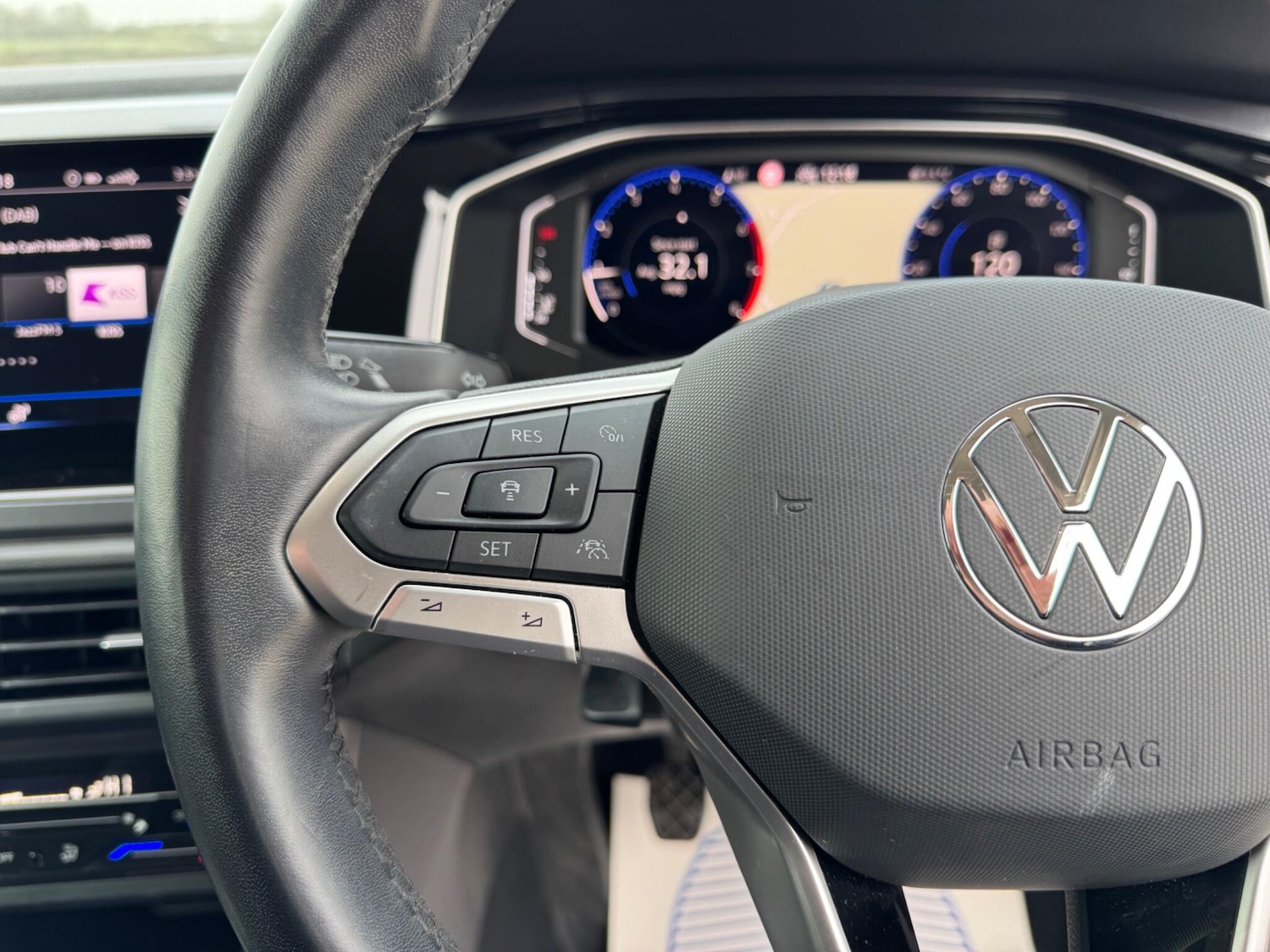 Used Volkswagen Polo 2022 for sale - 77330734: Photo 29