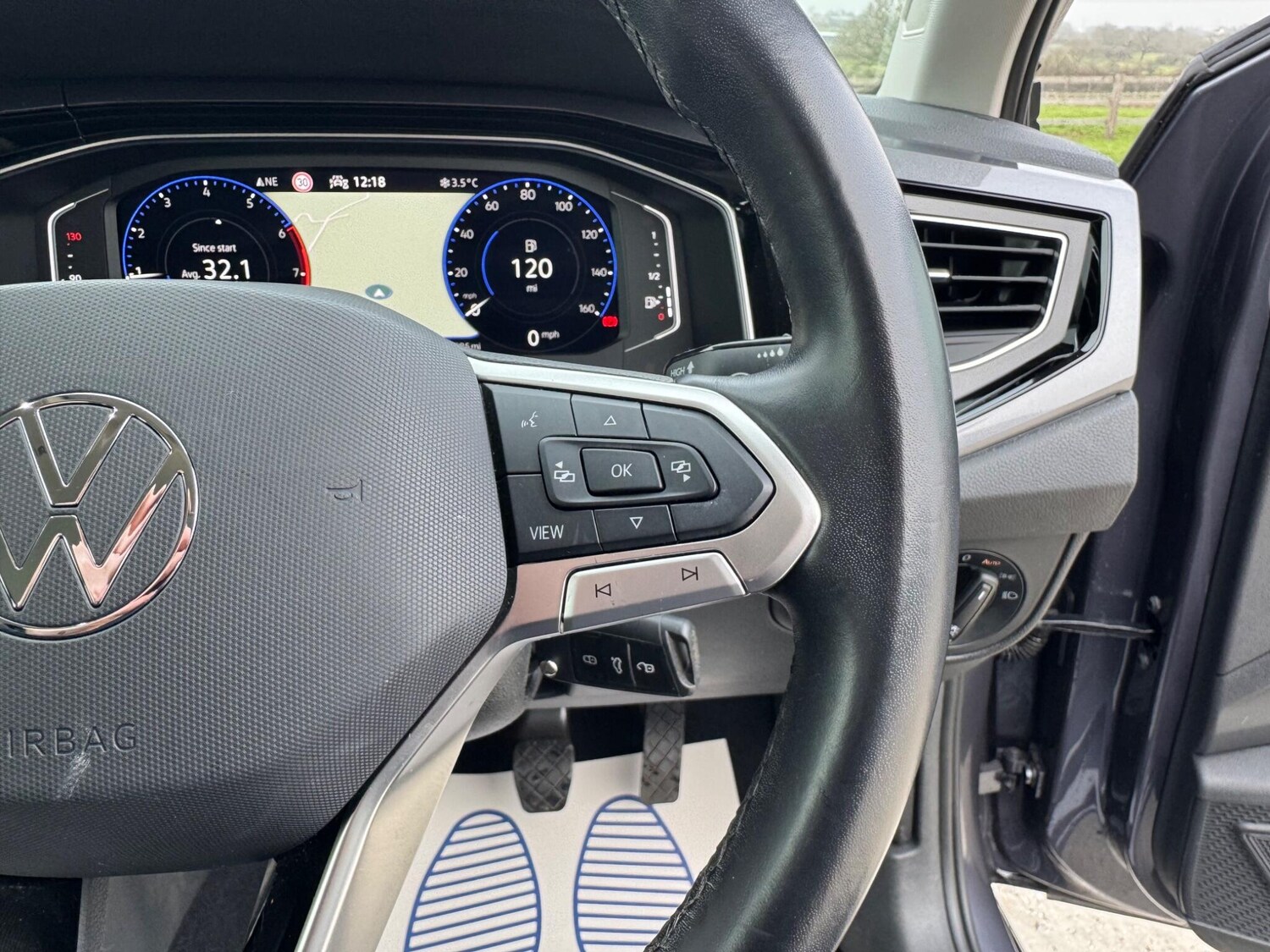 Used Volkswagen Polo 2022 for sale - 77330734: Photo 30