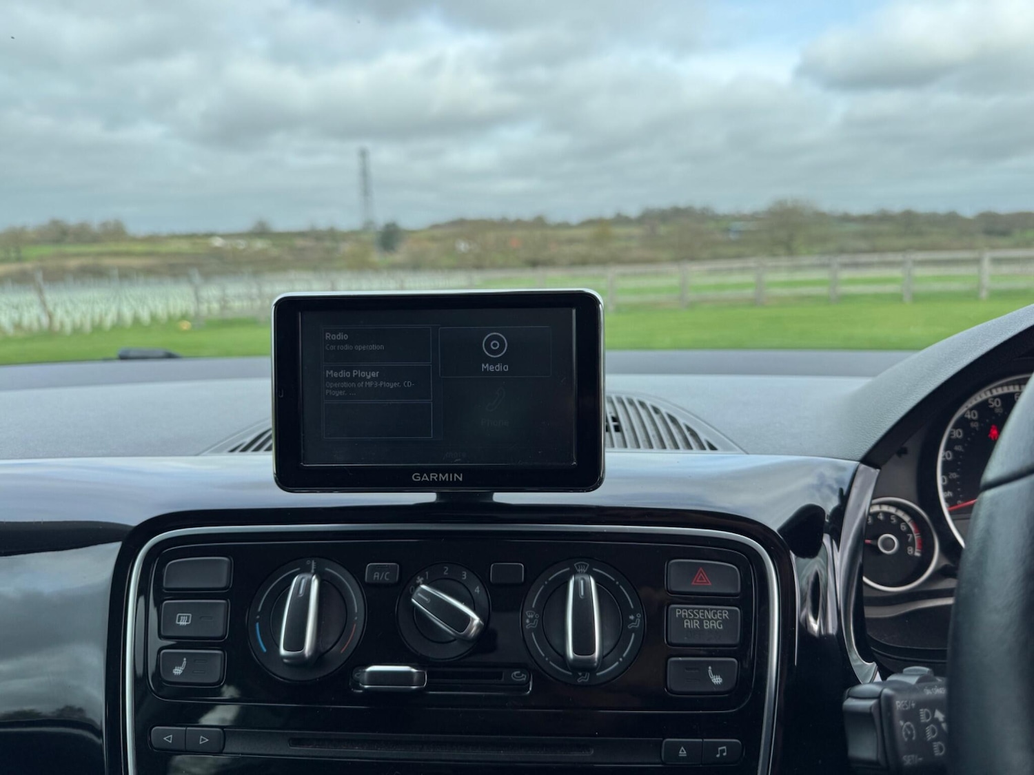 Used Volkswagen up! for sale - 77853378: Photo 28