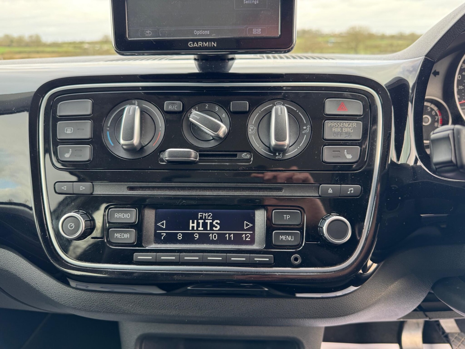 Used Volkswagen up! for sale - 77853378: Photo 32