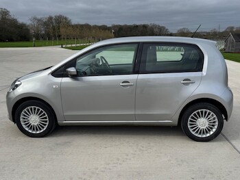 Used Volkswagen up! 2015 for sale - 77853378: Photo
