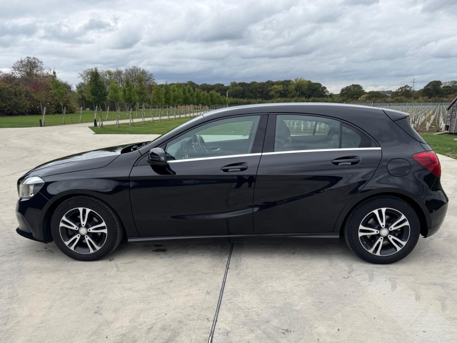 Used Mercedes-Benz A-Class 2017 for sale - 76294554: Photo 4