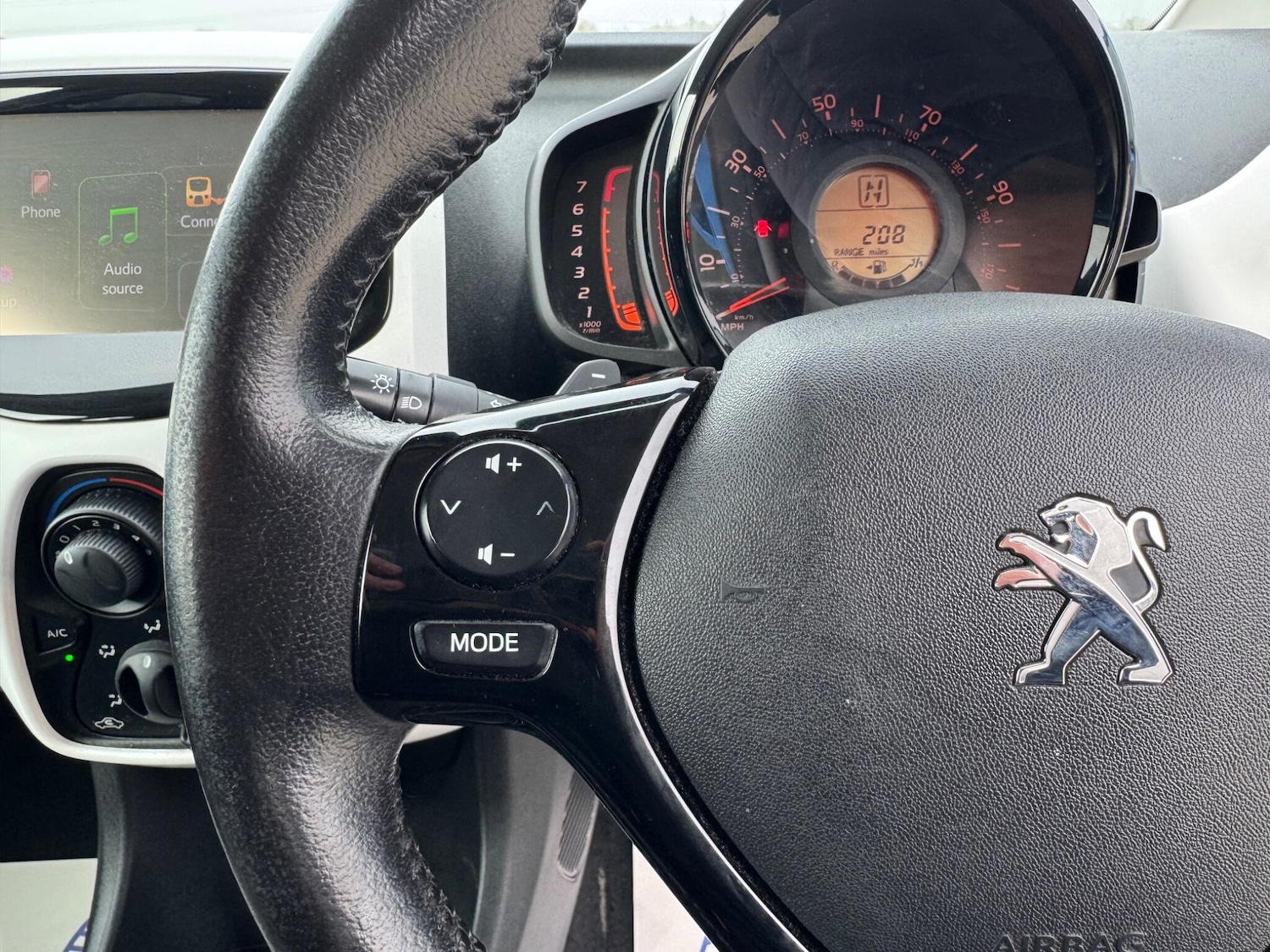 Used Peugeot 108 2016 for sale - 77331063: Photo 23